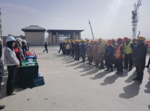 春风送法暖民心 服务保障伴你行——永登翡翠城项目开展普法宣传活动